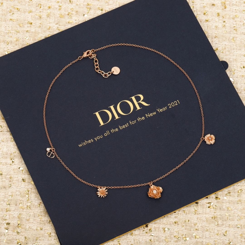 chr1st1an D10r necklaces